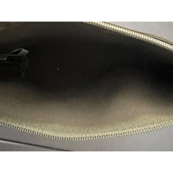 Elizabeth Arden Green with Pink Bow Cosmetic Bag - Picture 2 of 6